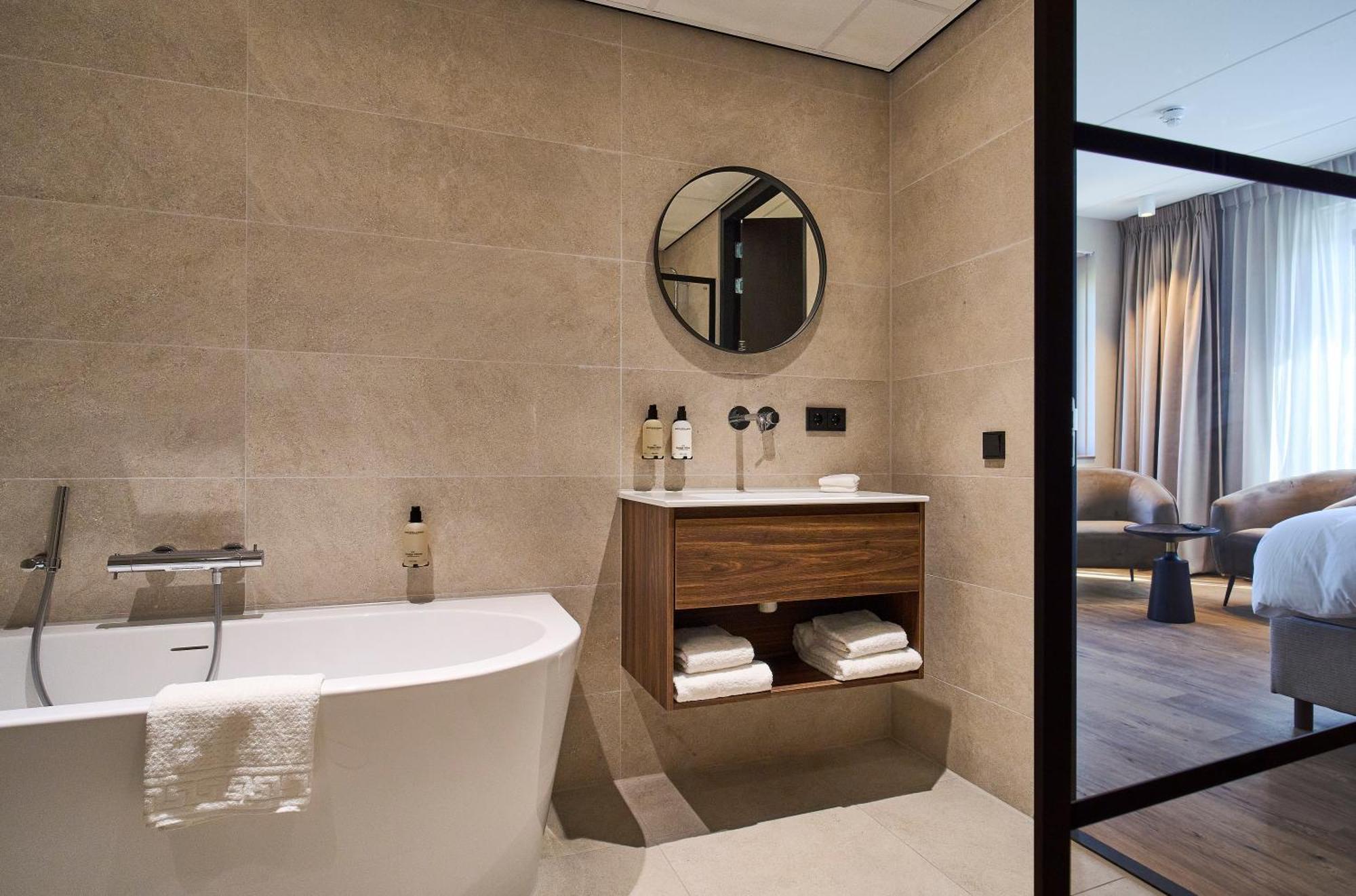 Eilandhotel Texel เดอค็อกส์ดอร์ป ภายนอก รูปภาพ Bathroom